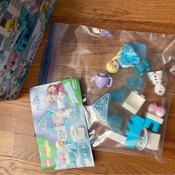 LEGO DUPLO Disney Frozen Ice Adventure Set - 10920 retired Vguc complete - Picture 2 of 3